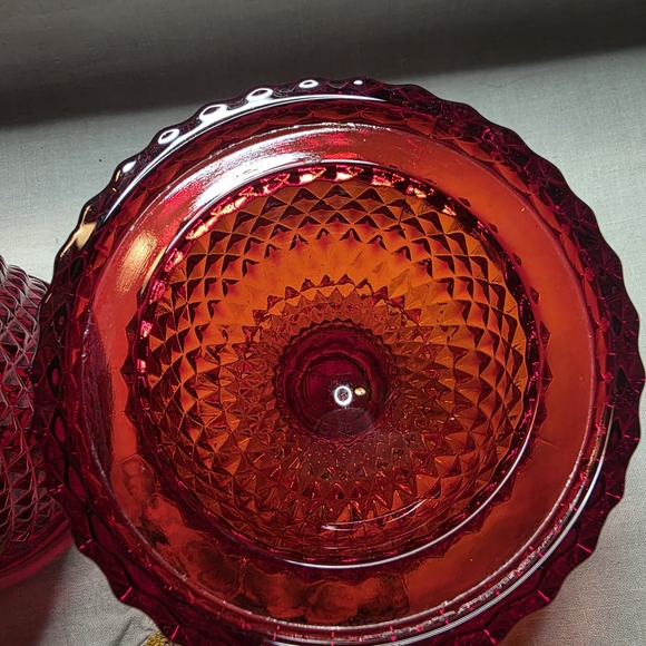 Ruby Red Diamond Point Fairy Lamp, Or A "Glimmer" lamp, produced By Viking Glass - Picture 5 of 12